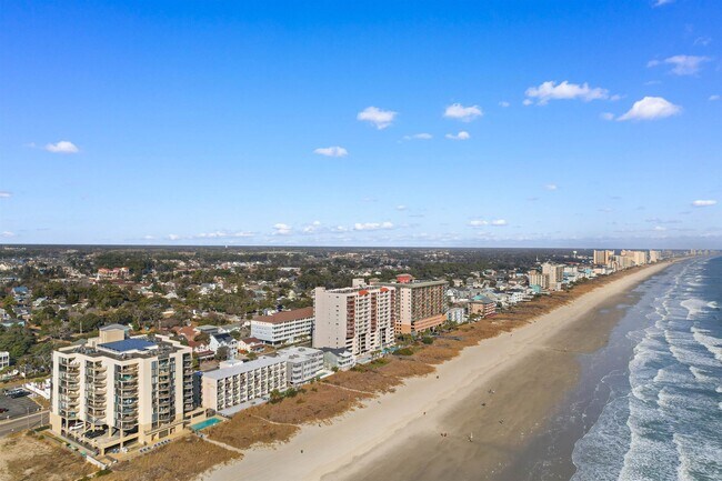 Building Photo - 1425 S Ocean Blvd