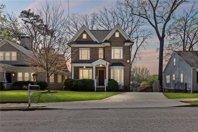 Building Photo - 255 Lindbergh Drive NE