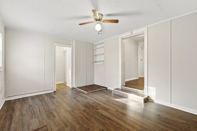 Building Photo - 3633 King Arthur Dr