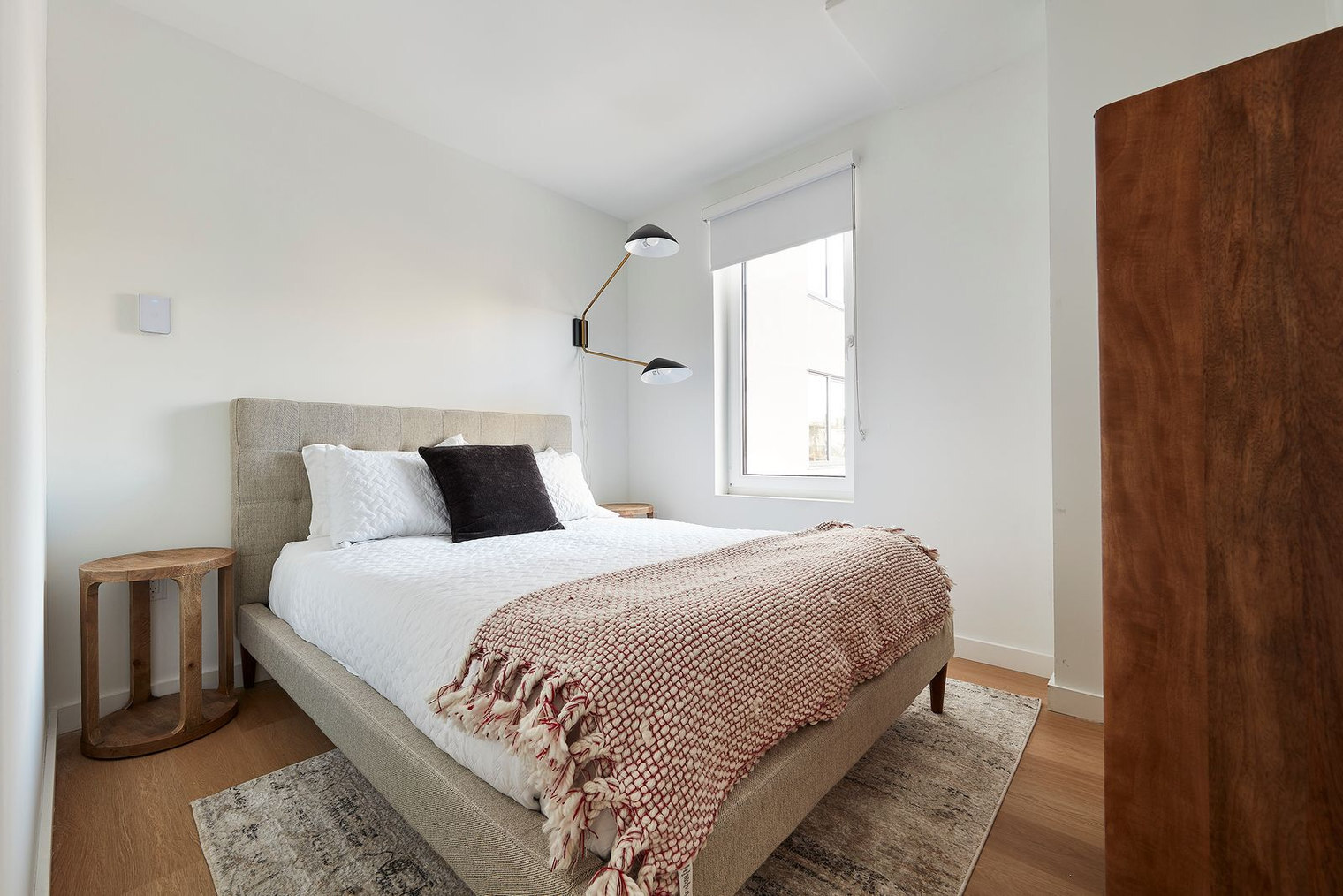 Building Photo - 1b Marshall Dr