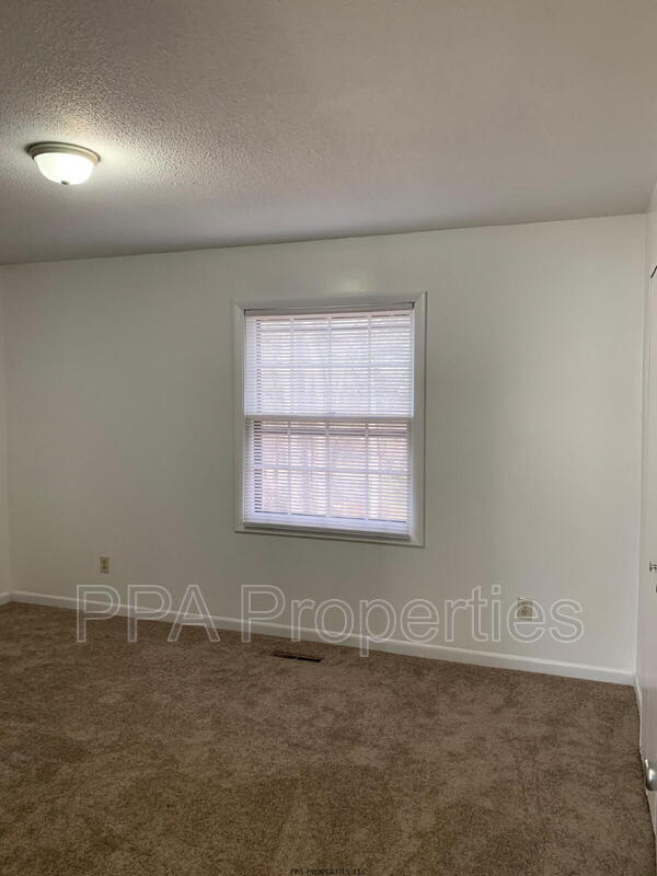 Building Photo - 2707 Reynolds Park Rd