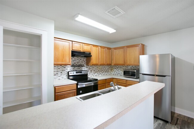 Building Photo - 9823 Cassowary Dr