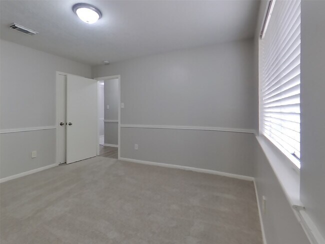 Building Photo - 18018 Heron Forest Ln