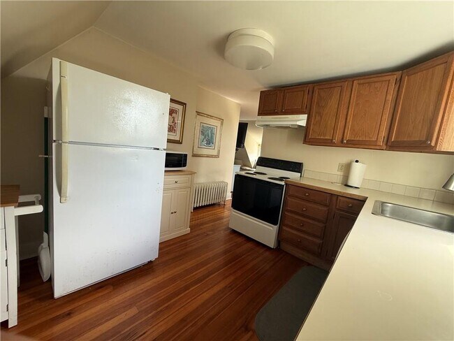Building Photo - 28 Calvert St