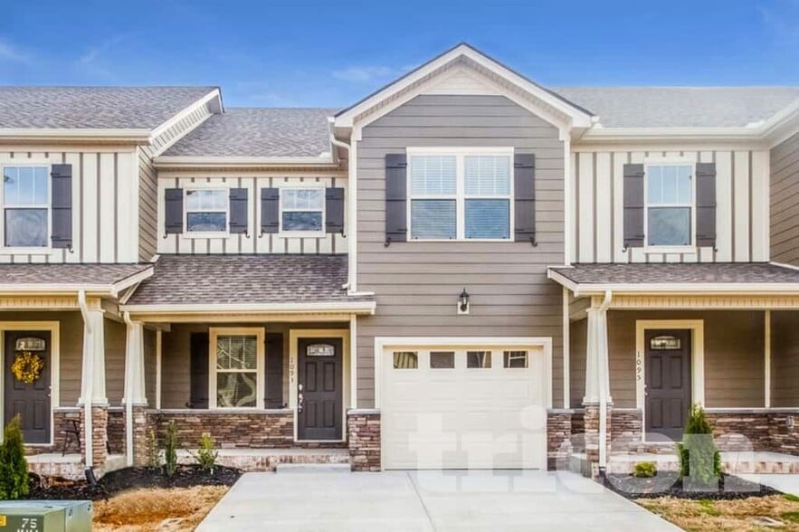 Primary Photo - 1093 Neeleys Bend E