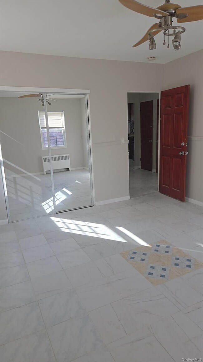 Building Photo - 1628 Allerton Ave