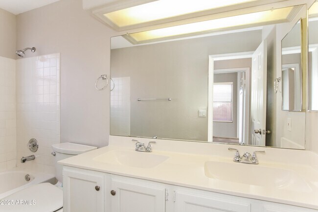 Building Photo - 7742 W McRae Way