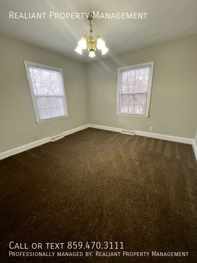 Building Photo - 508 W Main St