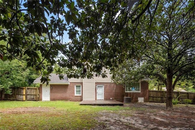 Building Photo - 7591 Beverly Dr