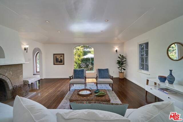 Living Room - East View - 1213 Hi Point St