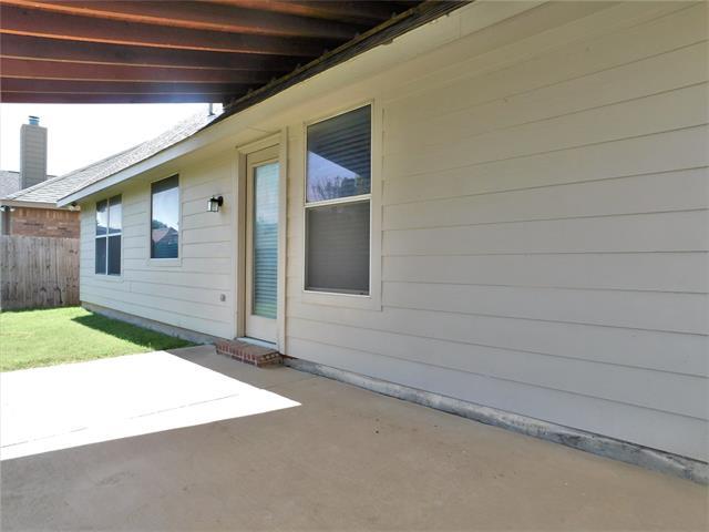 Building Photo - 5813 Brookside Dr
