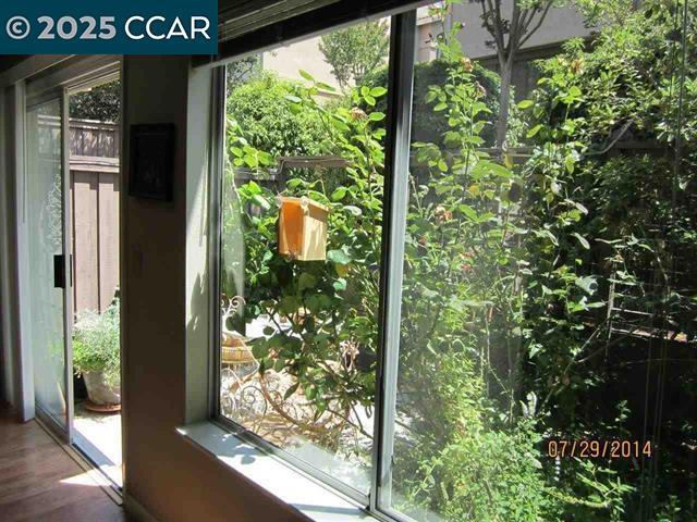 Building Photo - 4324 Conejo Dr