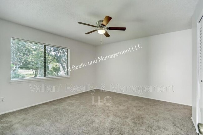 Building Photo - 3452 Donzi Way E