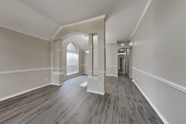 Building Photo - 17111 Cradle Cove Ct