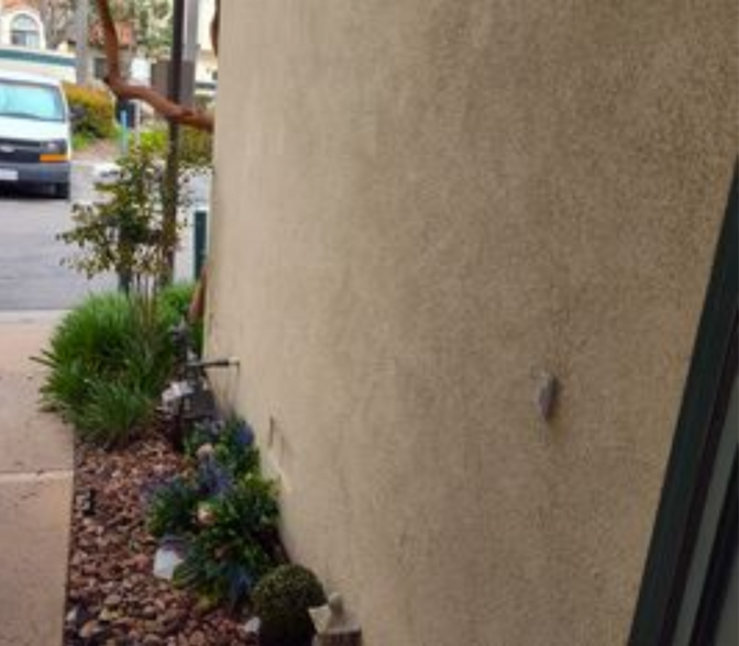Building Photo - 135 Courtyard Dr