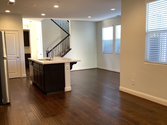 Building Photo - 1179 Wild Star Wy