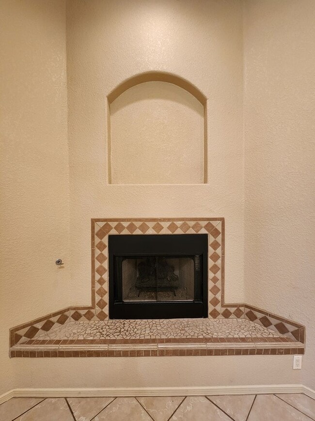 Building Photo - 1293 Mission Nuevo Dr