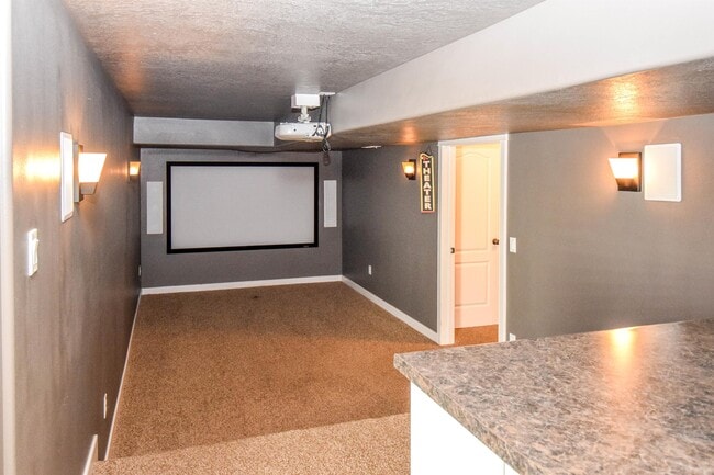 Building Photo - 1020 N 130 W