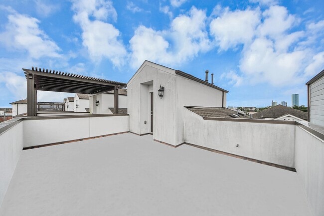 Building Photo - 1243A Bonner St