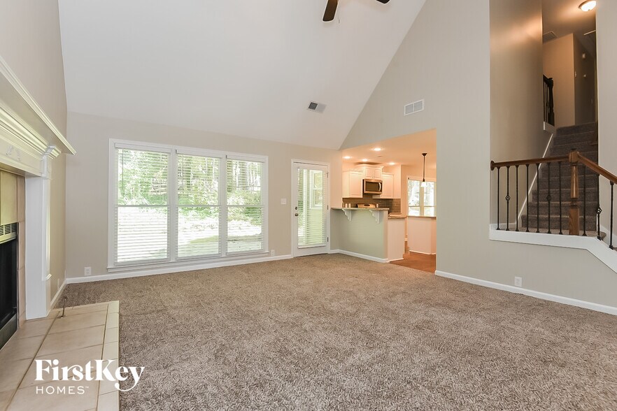 Building Photo - 3989 Dream Catcher Dr
