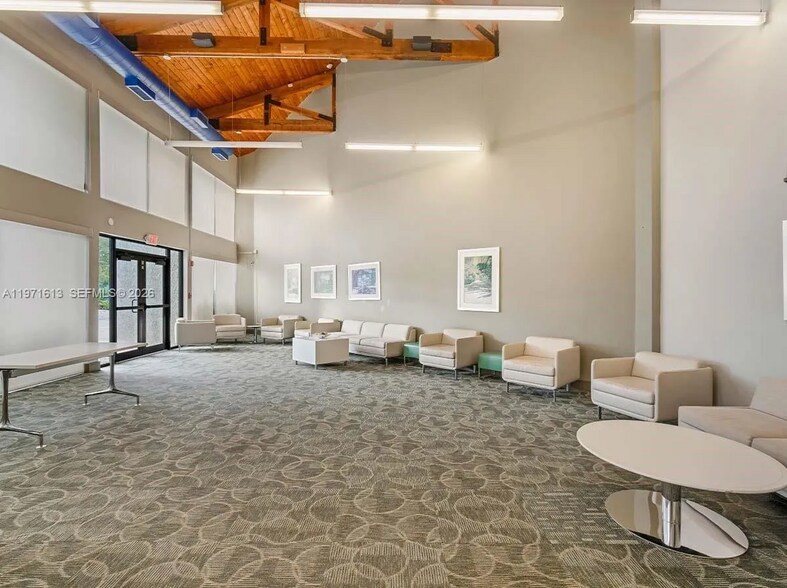 Building Photo - 11543 SW 109th Rd