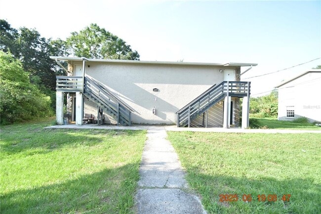 Building Photo - 2207 Irene St