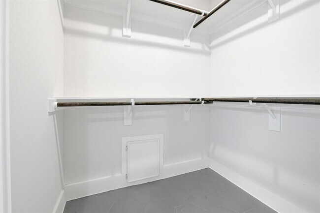 Building Photo - 4606 Pine Meadow Dr