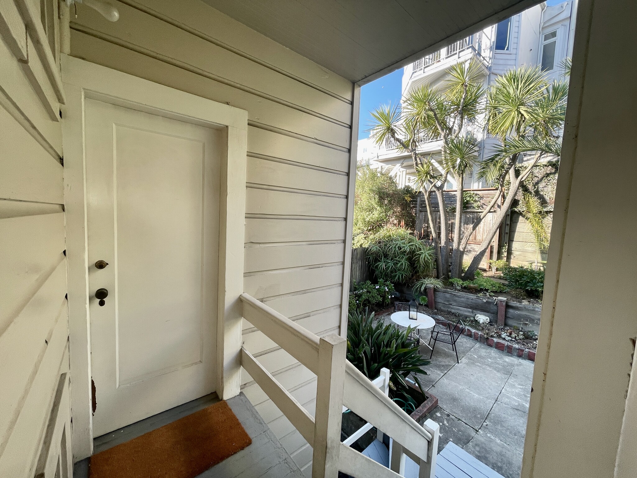 Building Photo - 41 Divisadero St