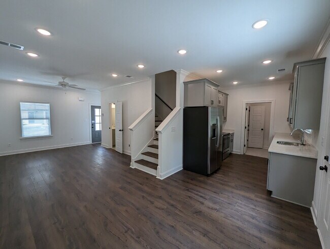 Building Photo - 514 Mdw Crst Cir