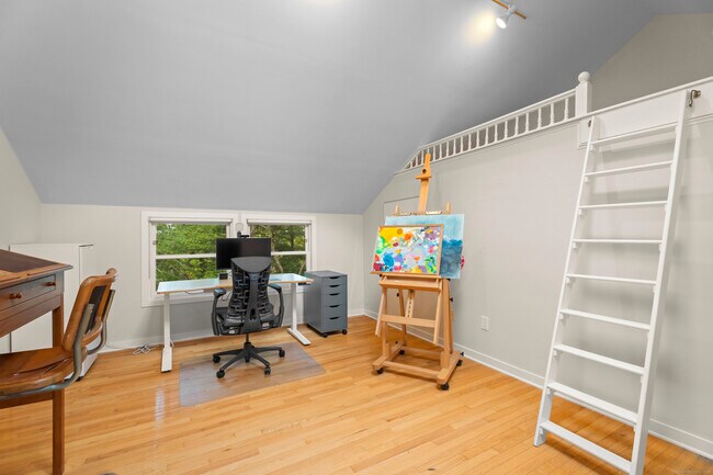 Building Photo - 133 Blake Rd