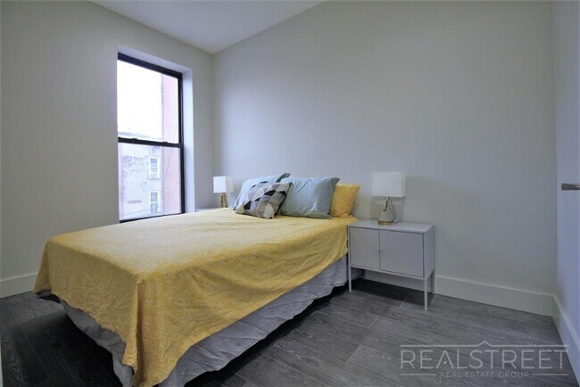 Floorplan - 446 Gates
