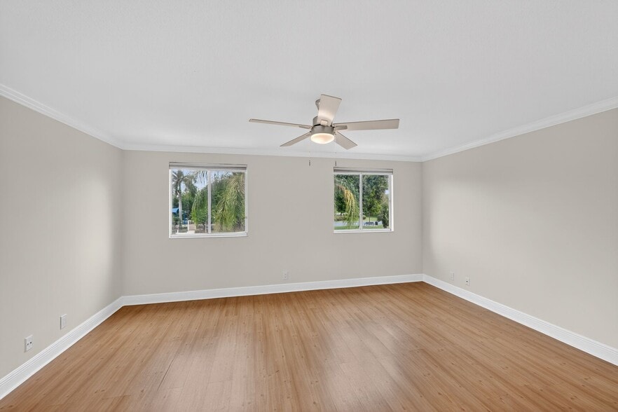 Building Photo - 1115 Camellia Cir