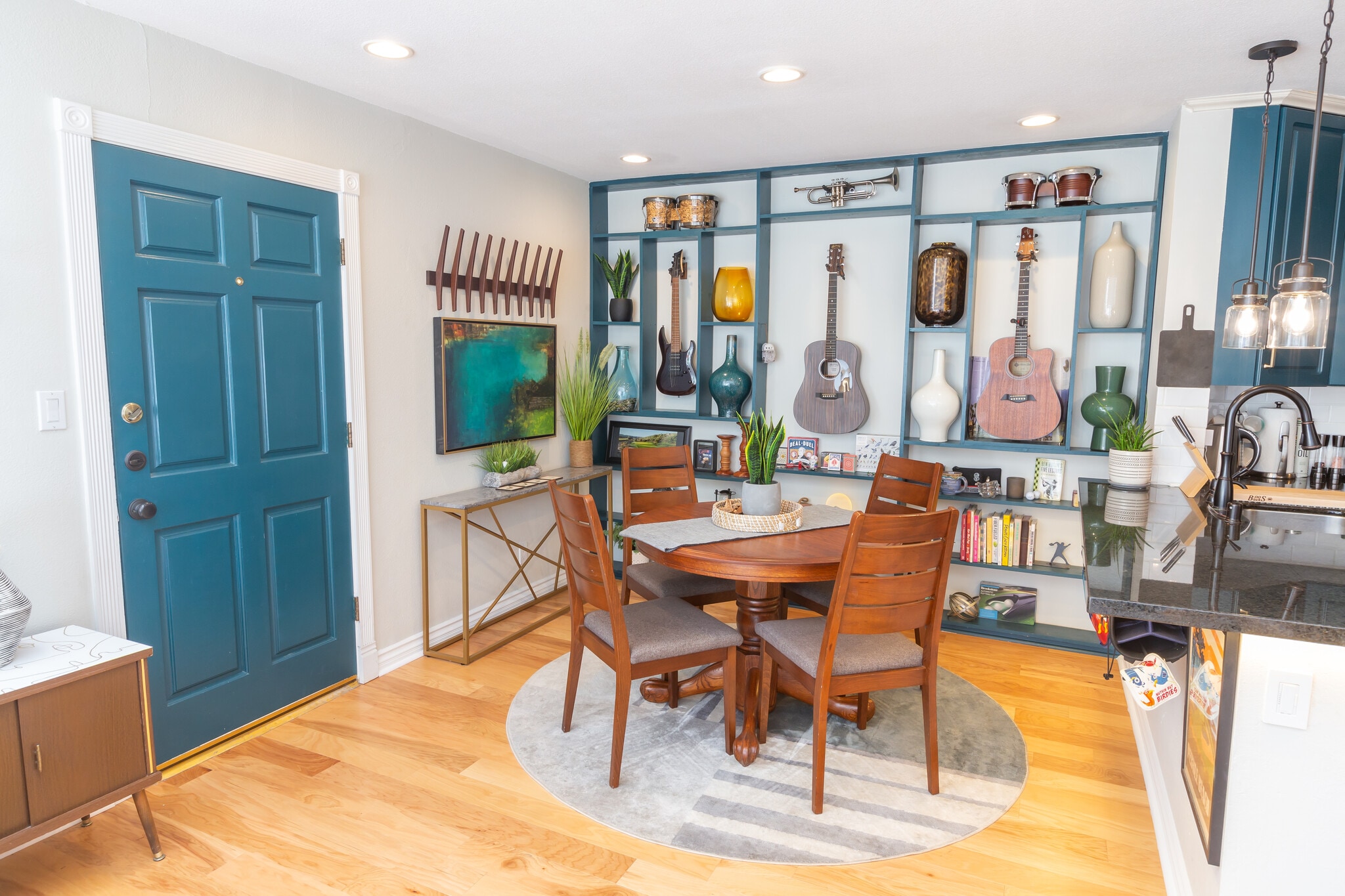 Building Photo - 5700 Etiwanda Ave