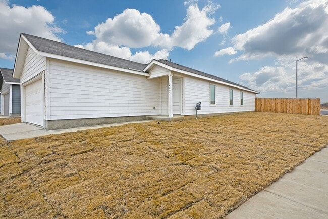 Building Photo - 14605 Mudstone Pl