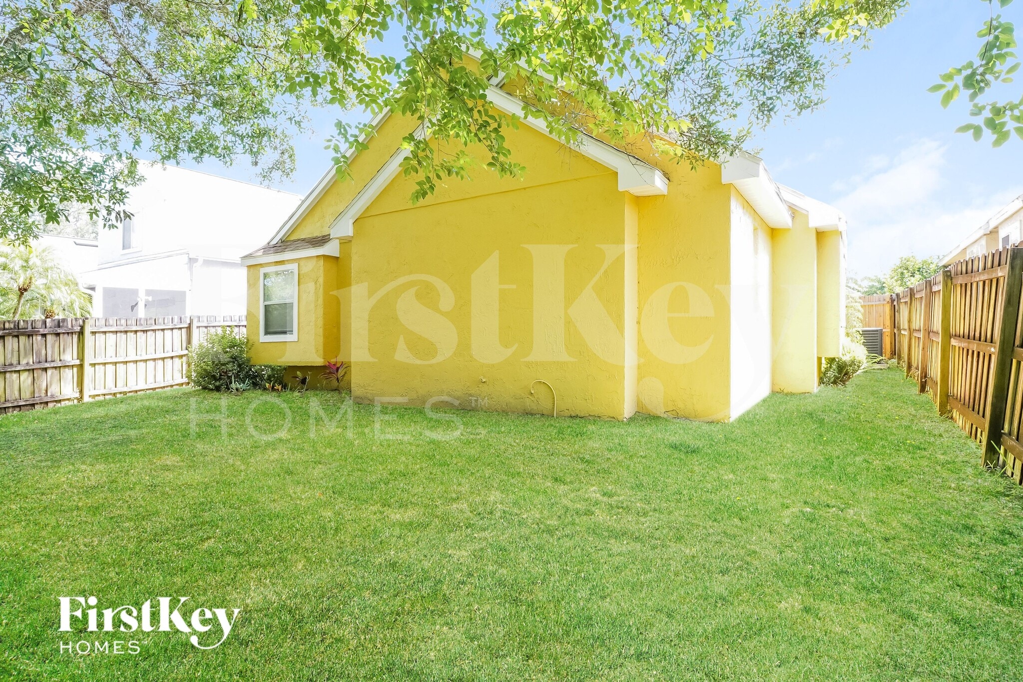 Building Photo - 1008 Vannessa Dr