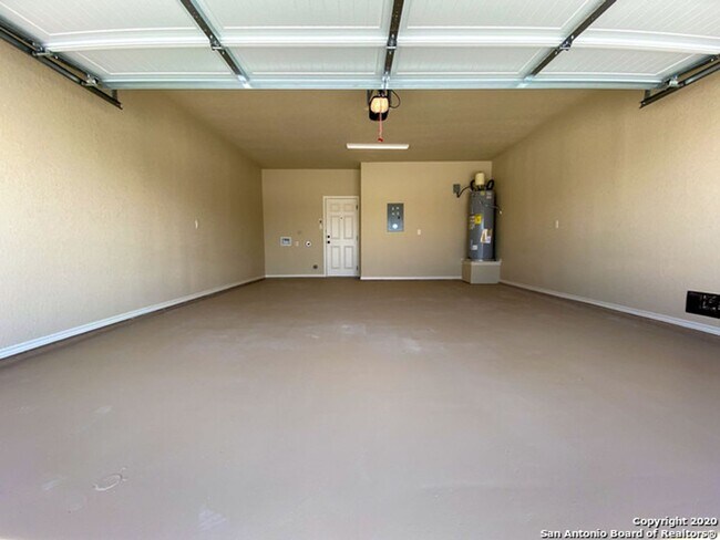 Building Photo - 1529 Lucille St