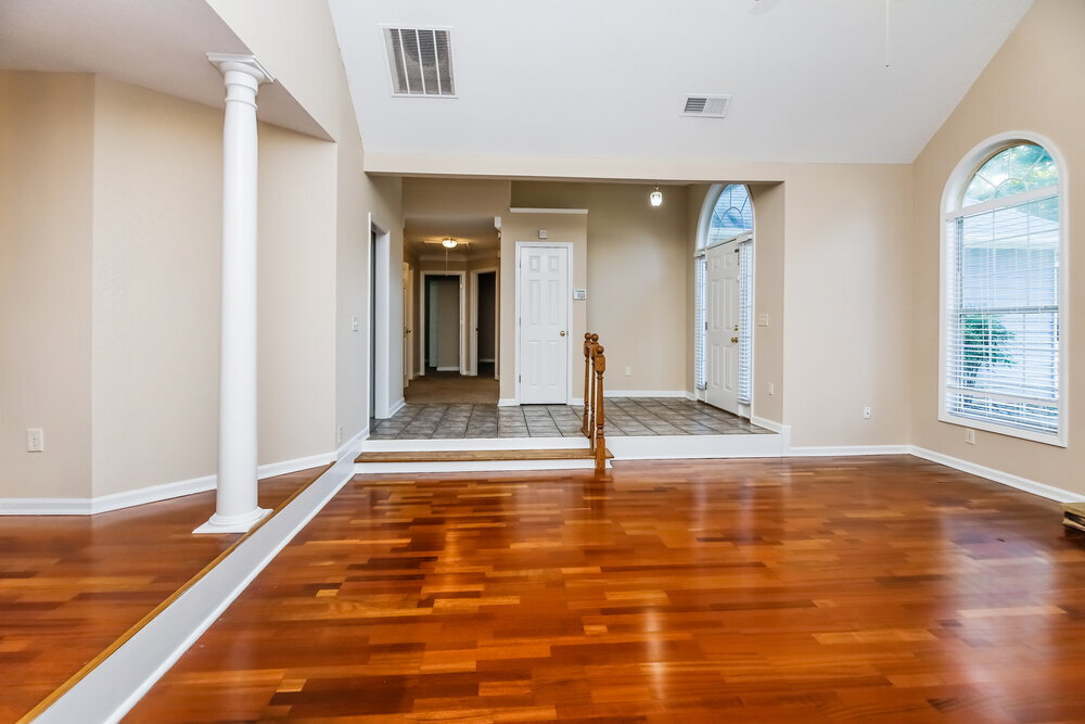 Building Photo - 6857 Robinwood Trail
