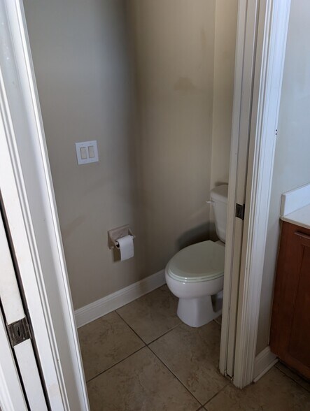 Building Photo - 2193 River Ridge Blvd