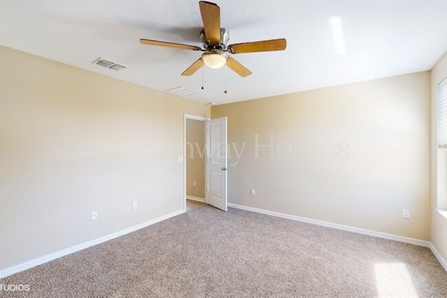 Building Photo - 11137 Hudson Hills Ln