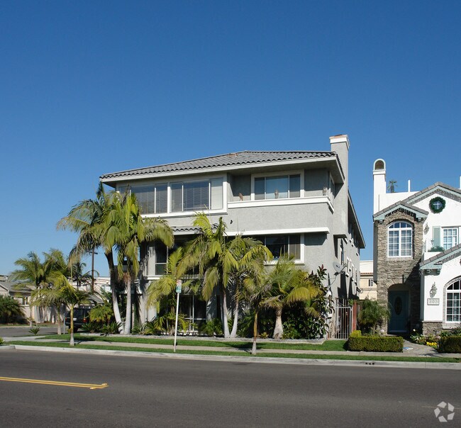 Building Photo - 301 Ocean Ave