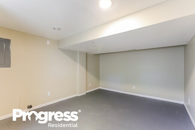 Building Photo - 1310 Osage St