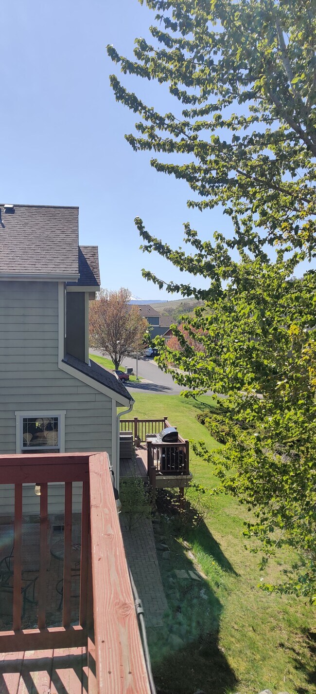 Building Photo - 2539 Jordan St