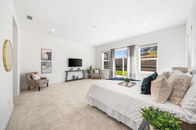 Building Photo - GORGEOUS 3300 Sqft Single Story 4 Bed 3.5 Bath House in Brentwood