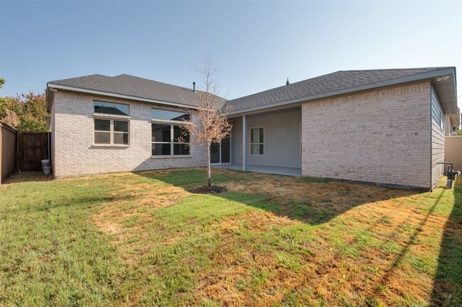 Building Photo - 2654 Mt View Dr