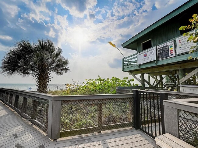 Building Photo - 10 Stone Mountain Blvd