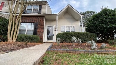 Building Photo - 12131 Bottlebrush Pl