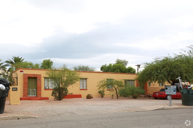 Building Photo - Tumbleweed Apartments