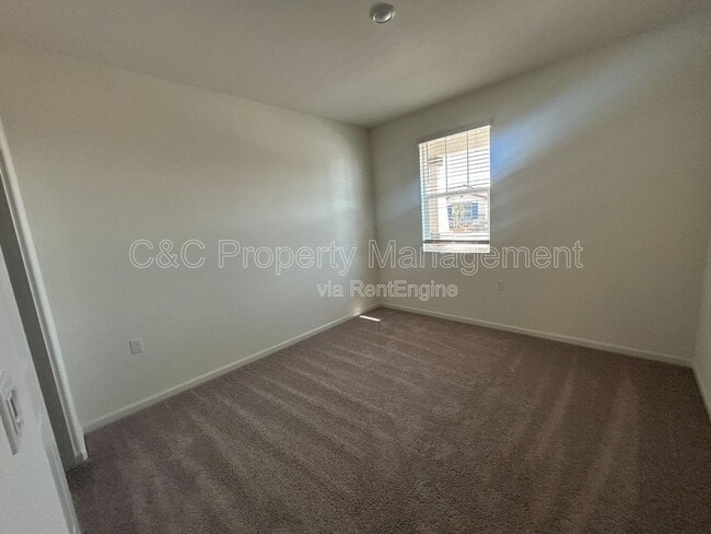 Building Photo - 2254 S Sylmar Ave
