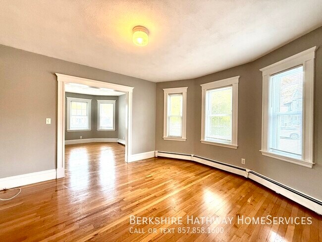 Building Photo - 881 Broadway-2