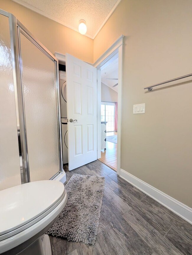 Building Photo - 3947 Gladiola Ct
